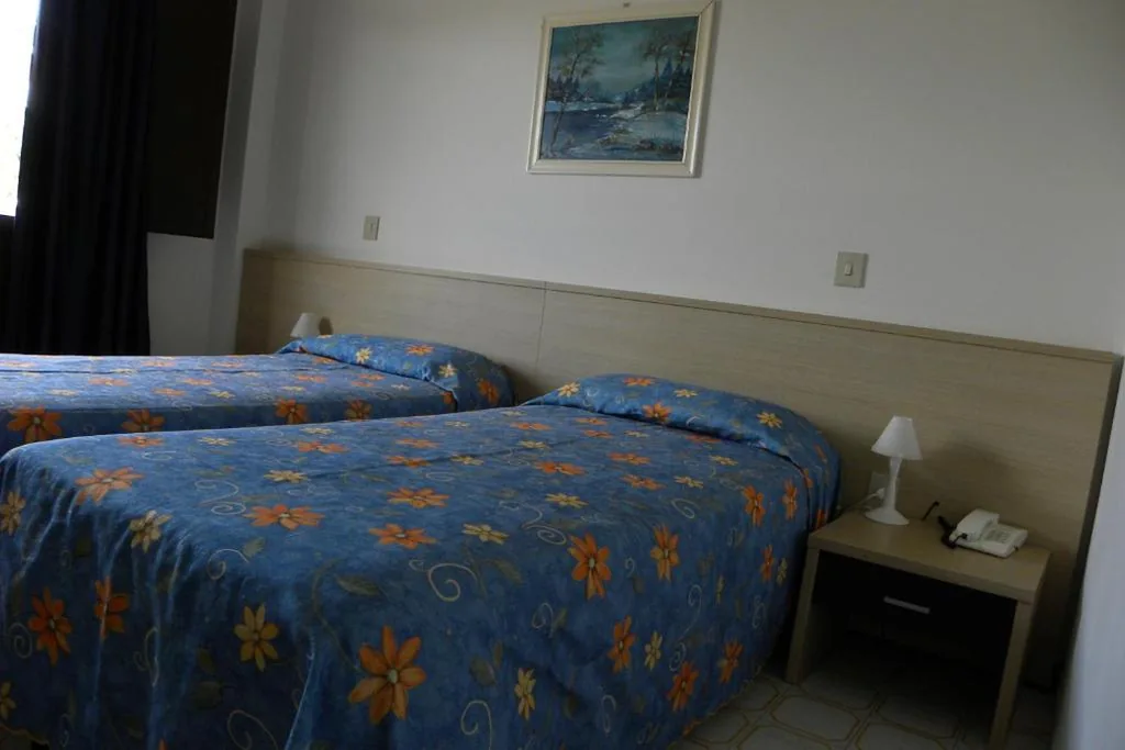 Camera Economy Matrimoniale/Doppia con Letti Singoli — Hotel Santa Cruz
