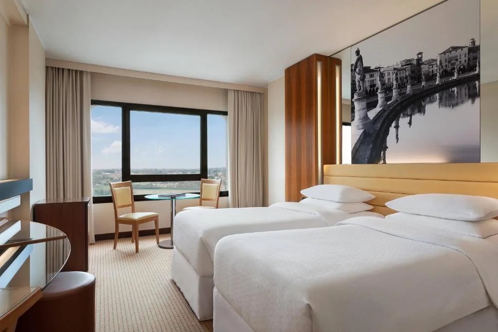 Executive Twin Room — Four Points by Sheraton Padova