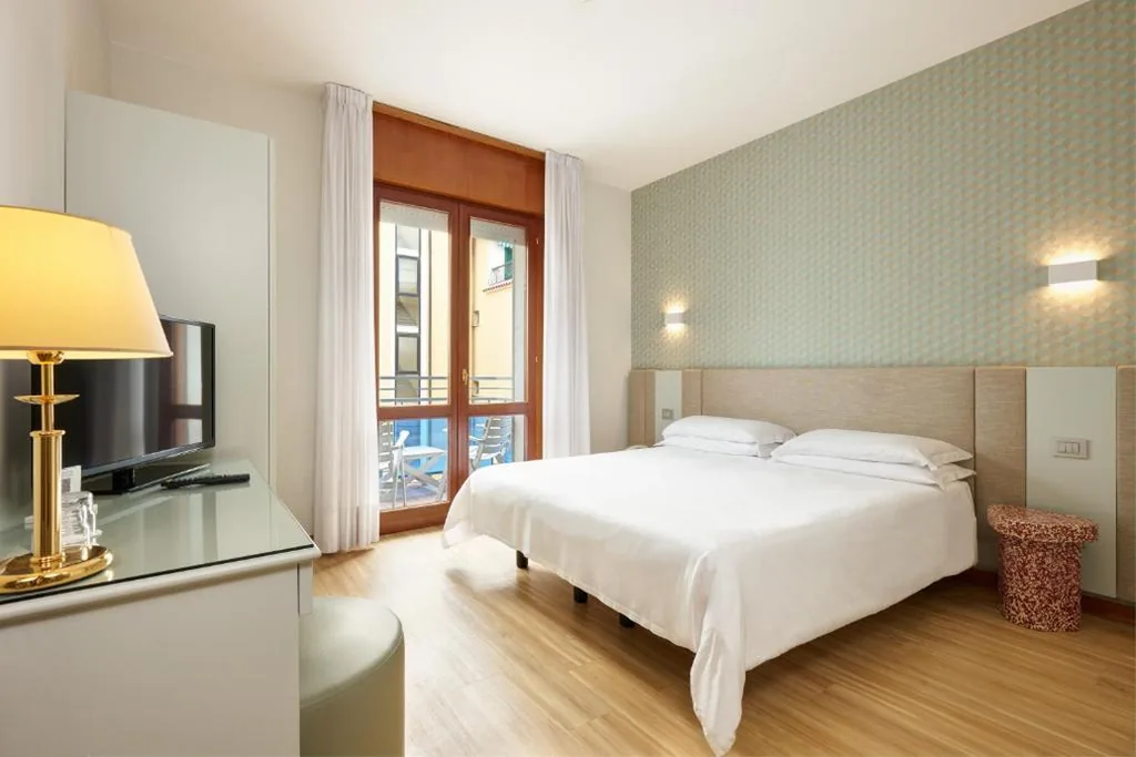 Camera Familiare (2 Adulti + 1 Bambino) — Hotel Croce Di Malta