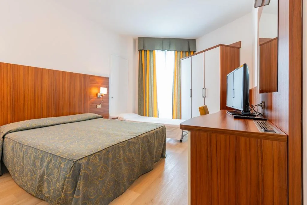 Family Room (2 Adults + 1 Child) — Hotel Touring