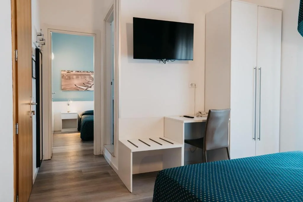 Camera Familiare (2 Adulti + 2 Bambini) — Hotel Marina