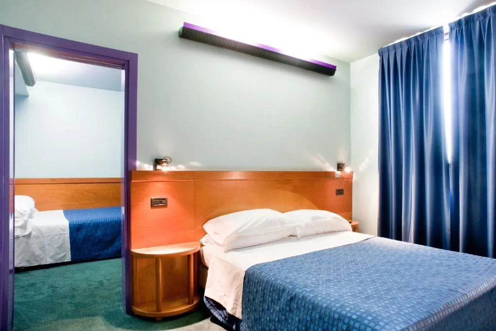 Camera Familiare (2 Adulti + 2 Bambini) — LVG Hotel Collection – Gardenia