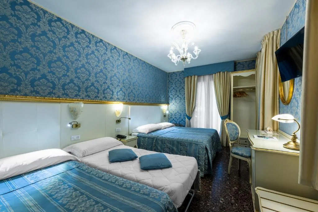 Camera Familiare (4 Adulti) — Hotel Il Mercante di Venezia
