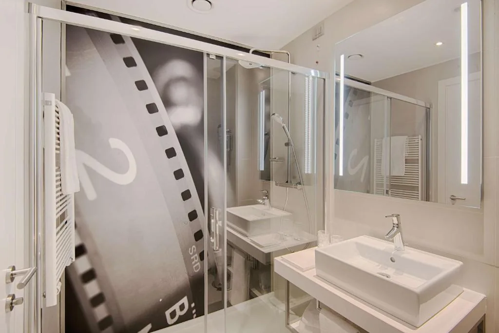 Camera Familiare Comunicante (3 Adulti + 1 Bambino) — Avani Rio Novo Venice Hotel