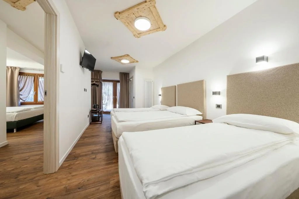 Family Room with 2 Bedrooms and 2 Bathrooms — Nord Hotel