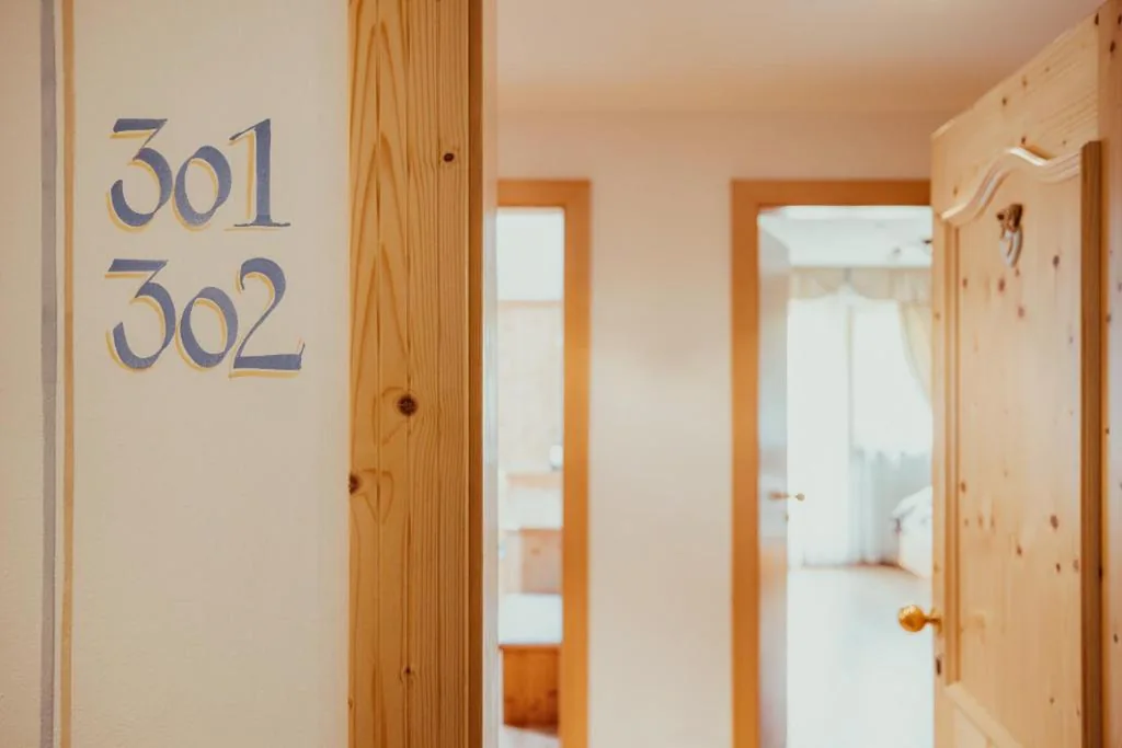 Family Room with Shared Bathroom — Hotel Alpenrose