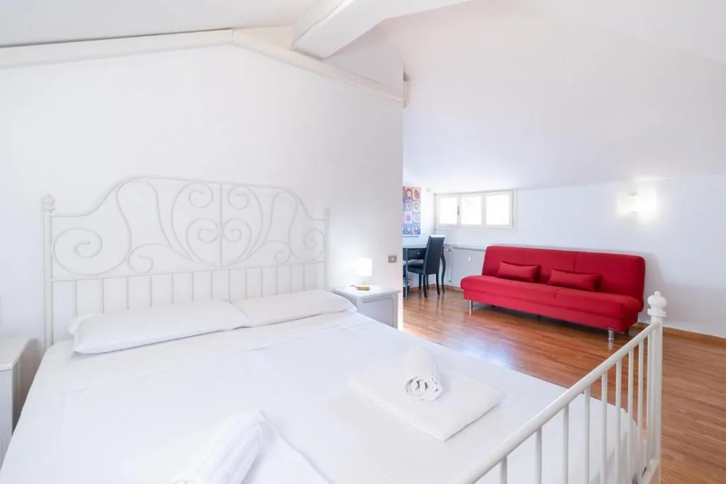 Family Room with Private Bathroom — Attico Arena