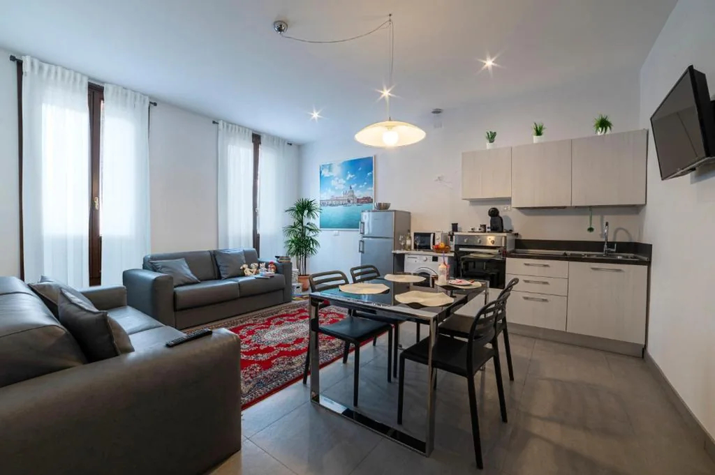 Family Room with Private Bathroom — Ca’ degli Specchieri