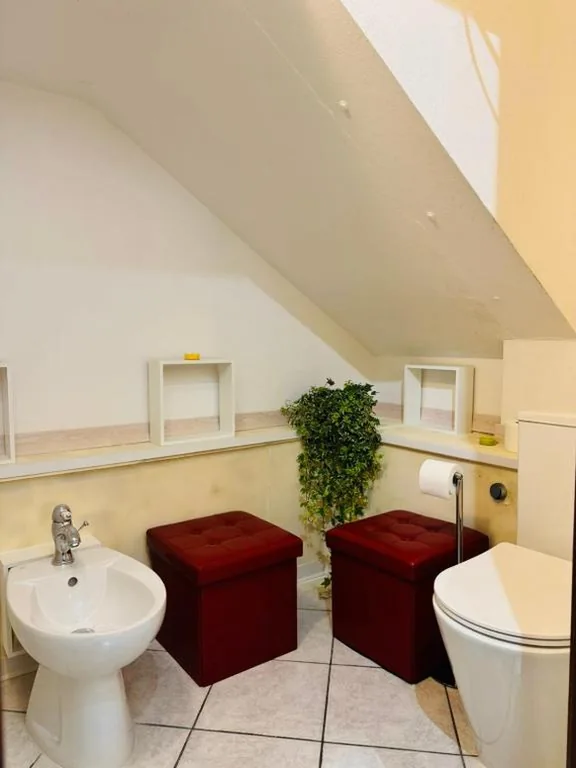 Family Room with Private Bathroom — Hello Verona Rooms