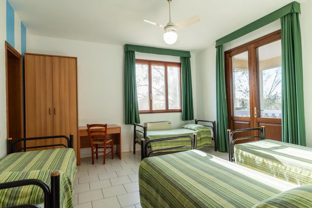 Camera Familiare con Bagno Privato — Hotel Il Lato Azzurro – Isola di Sant’Erasmo – NO VEHICLES ACCESS