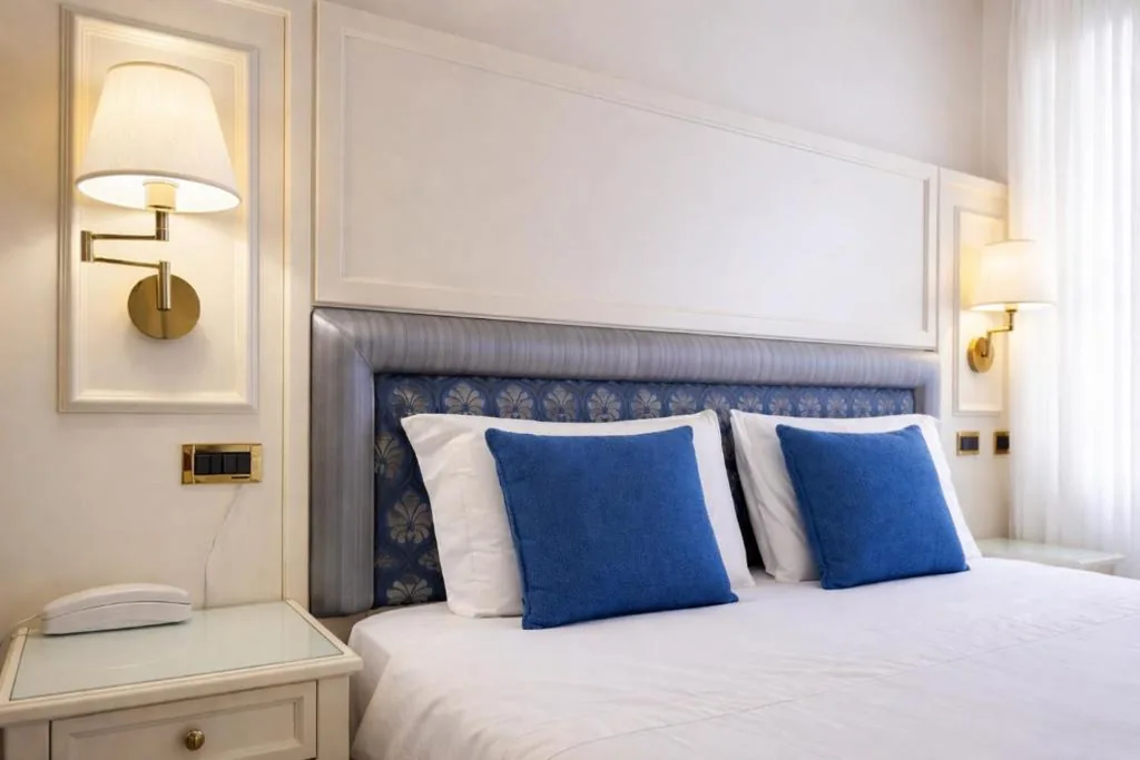 Family Room with Private Bathroom — Hotel President Venezia
