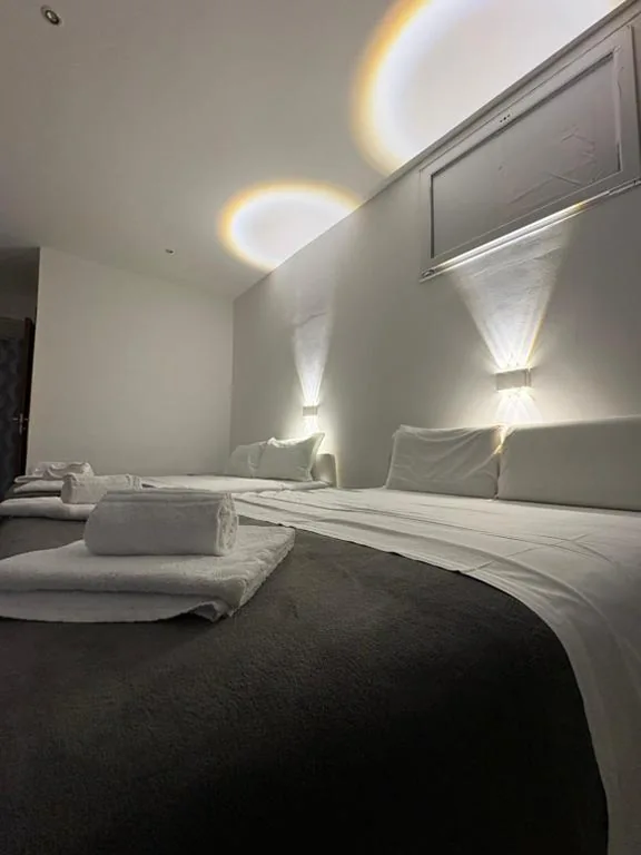 Camera Familiare con Bagno Privato — Venice Sanella Rooms