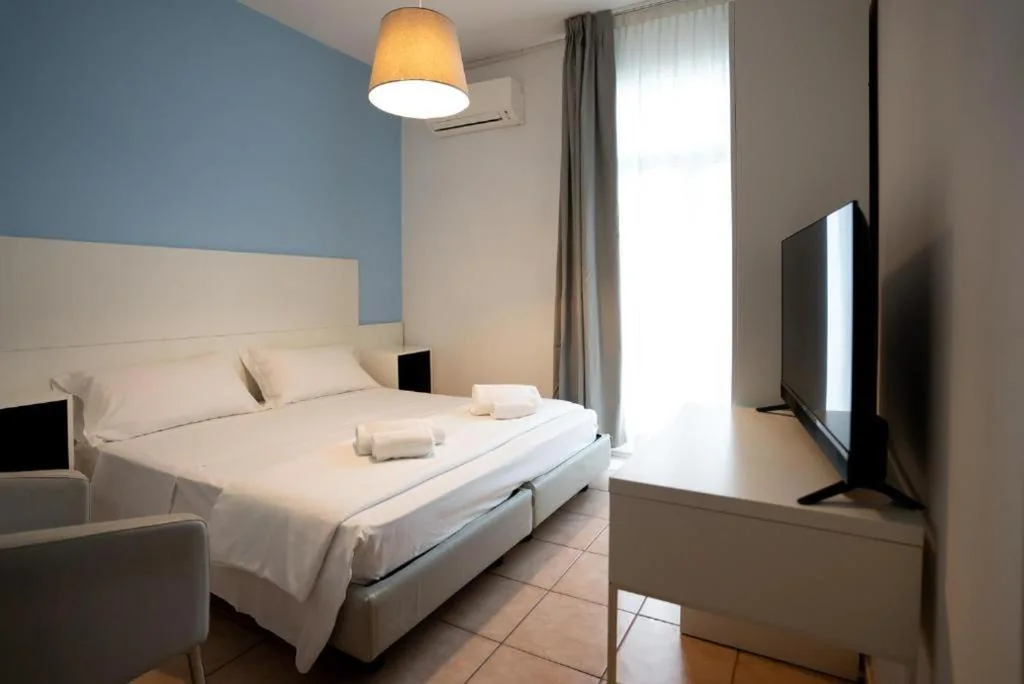 Camera Familiare con Balcone — Hotel Minerva