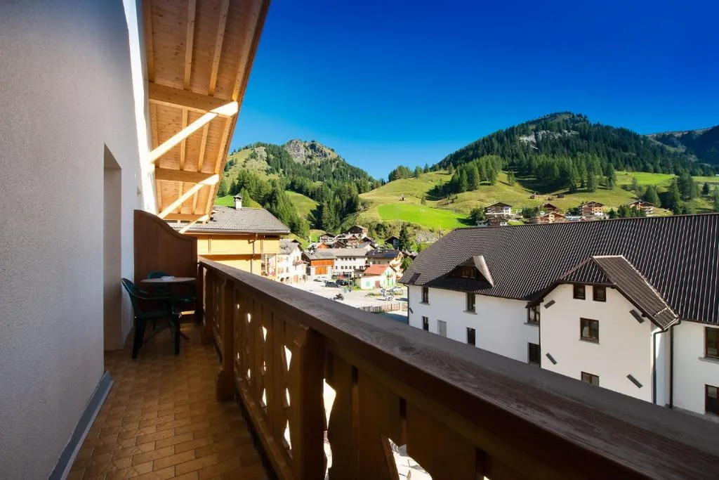 Camera Familiare con Terrazza — HOTEL B&B MARILENA