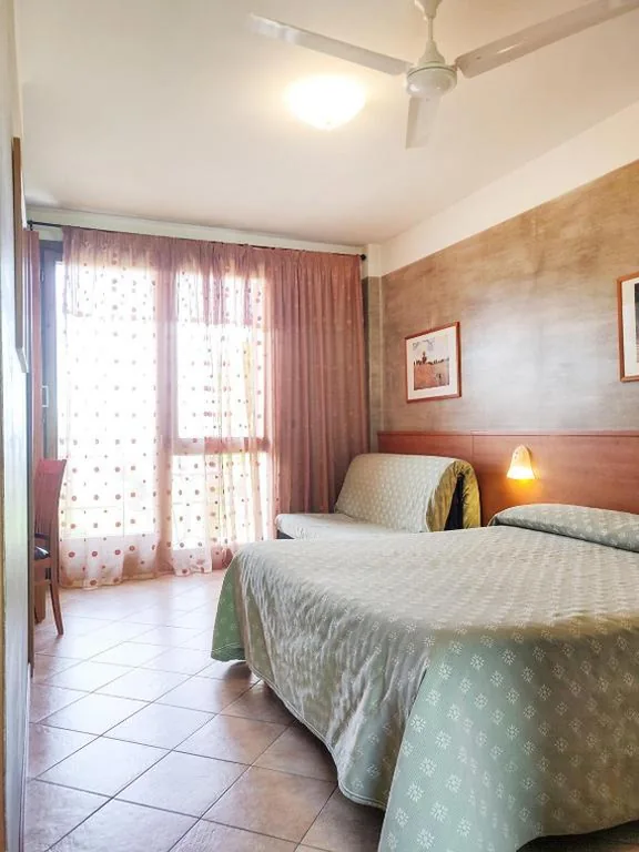 Family Room with Lake View - Annex — Hotel Castello S. Antonio