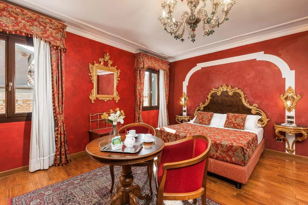 Deluxe Family Room (4 Adults) — Hotel Ca’ Alvise