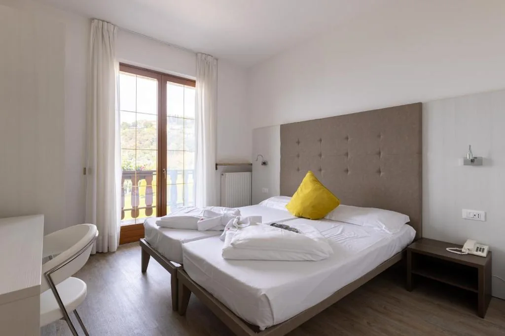 Camera Familiare Deluxe — Park Hotel Val Di Monte ***S