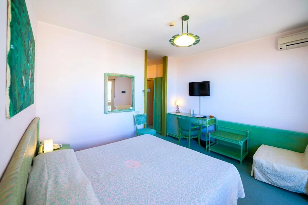 Camera Familiare — Hotel American