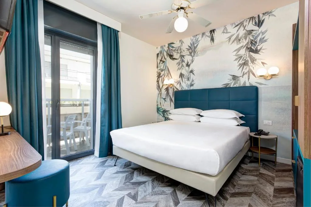 Family Room — Hotel Byron Bellavista
