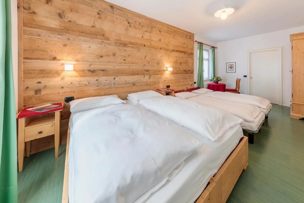 Family Room — Hotel Oasi