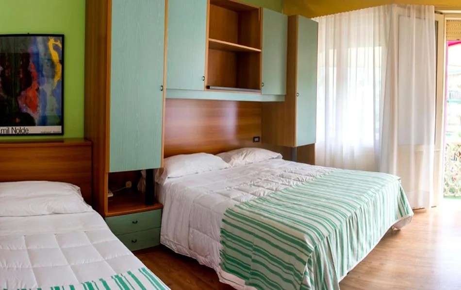 Family Room — Hotel Villa Roma
