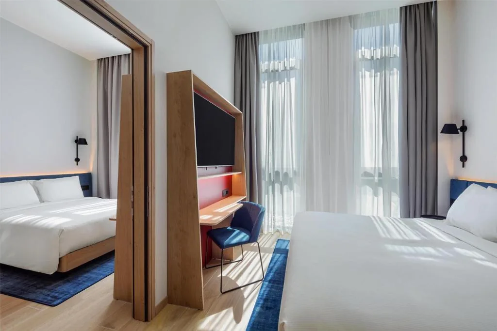 Camera Familiare Queen — Hampton By Hilton Venice Isola Nuova