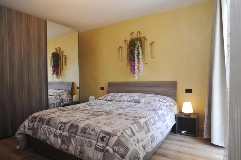 Standard Family Room — La Casa dei Nonni sul Garda