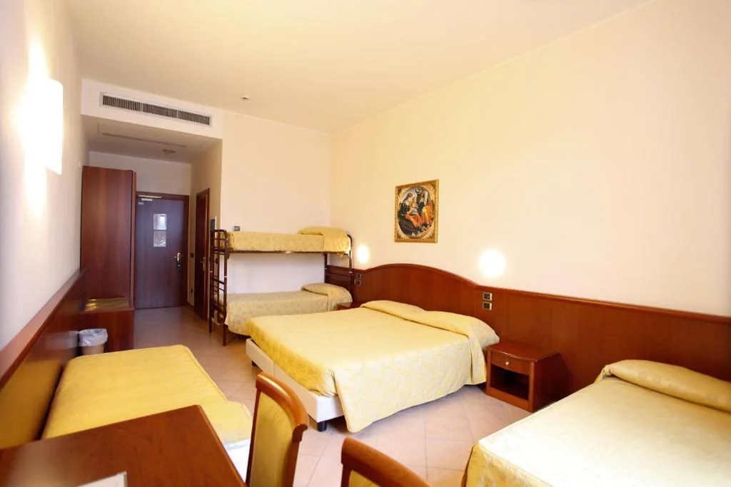 Camera Familiare Superior — Garda Family House