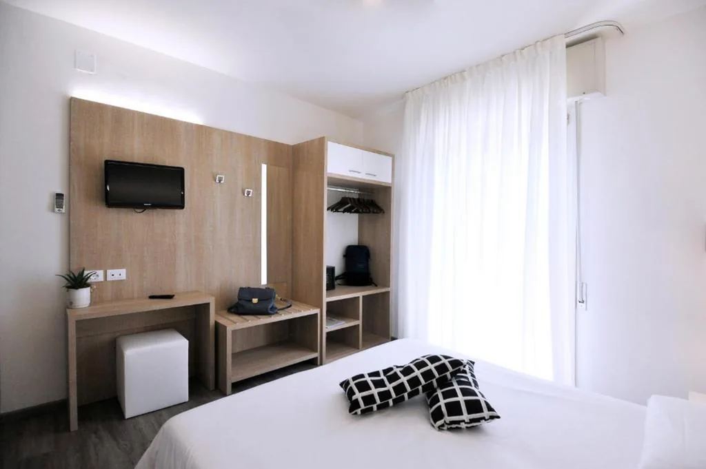 Superior Family Room — Hotel Etna
