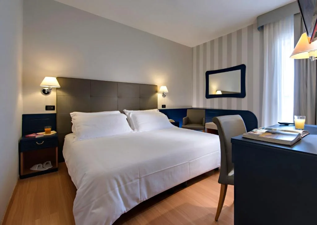 Camera Flessibile — Hotel Orient & Pacific