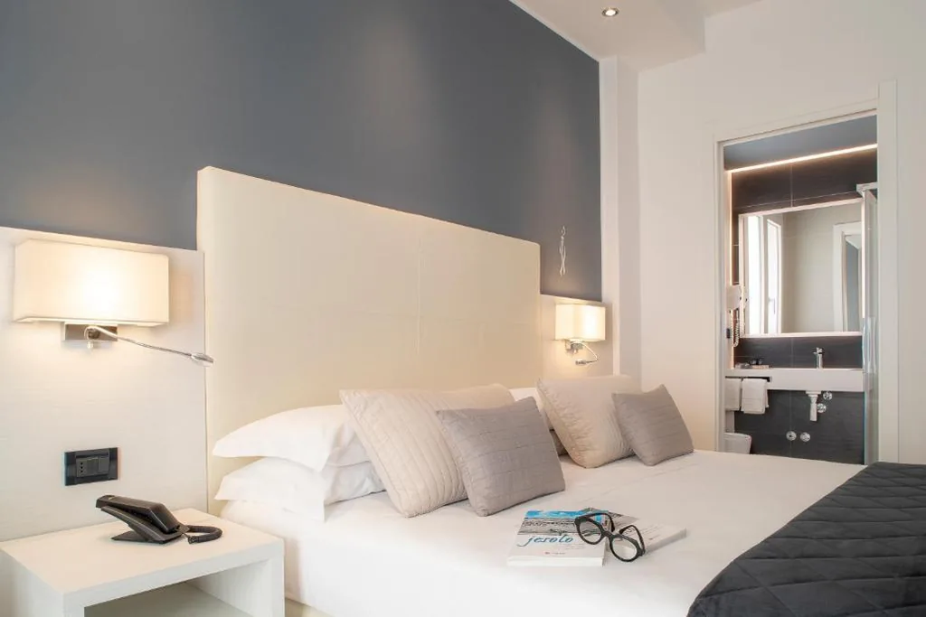 Camera Flessibile — Hotel Sayonara