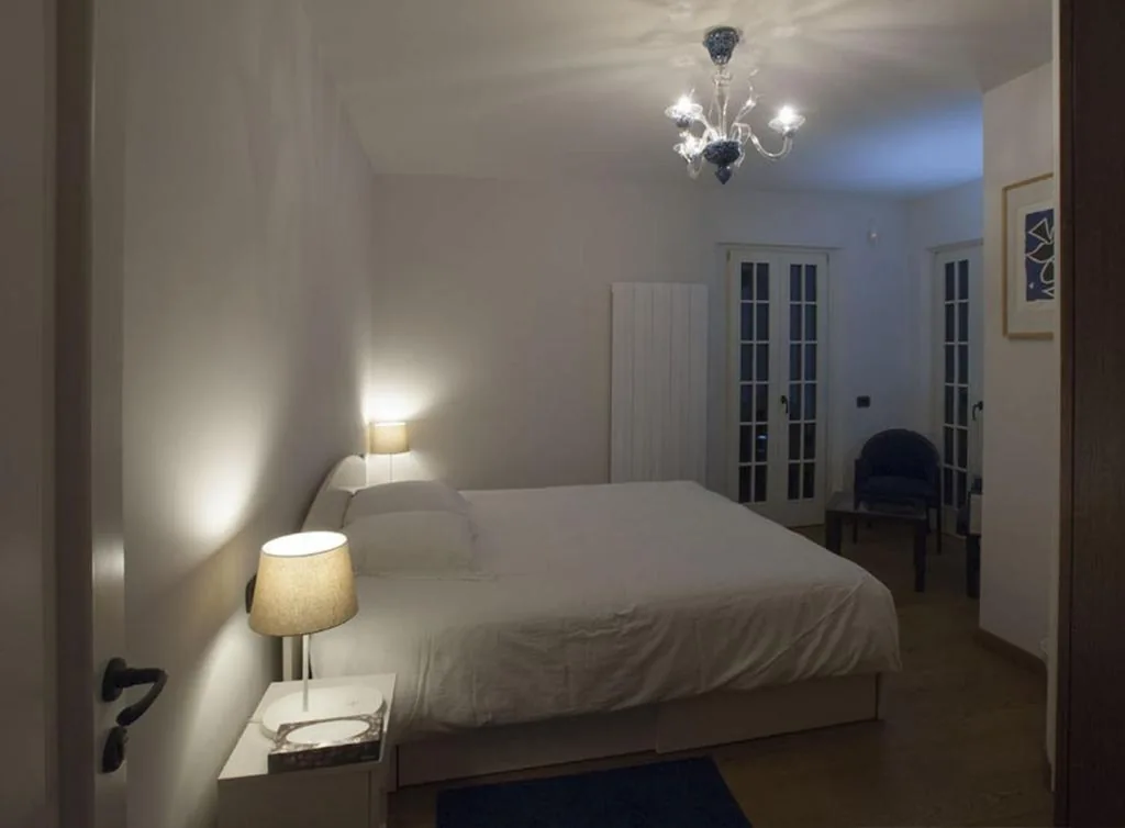 King Room with Balcony — Villa Contarini B&B