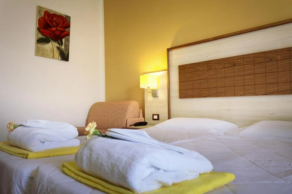 Camera King con Vista Lago — Aria Life Hotel