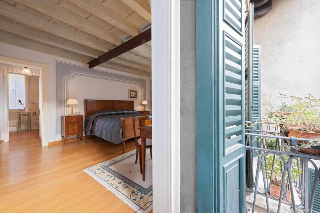Deluxe King Room — Domus Nova Palace – Italian Homing