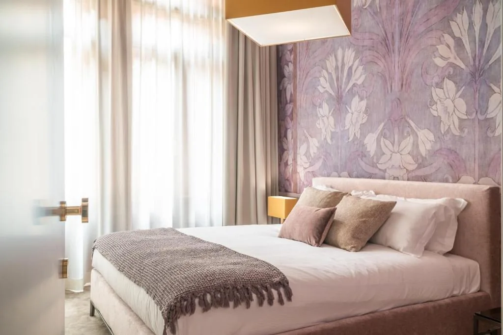 Deluxe King Room — Ninfea Luxury Suites