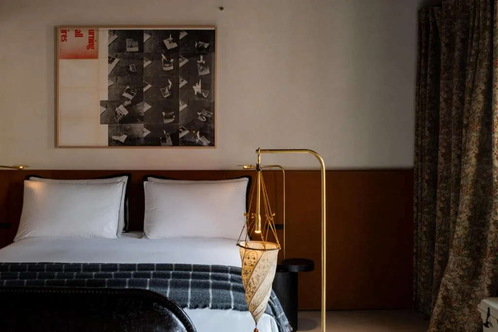 Deluxe King Room — The Venice Venice Hotel