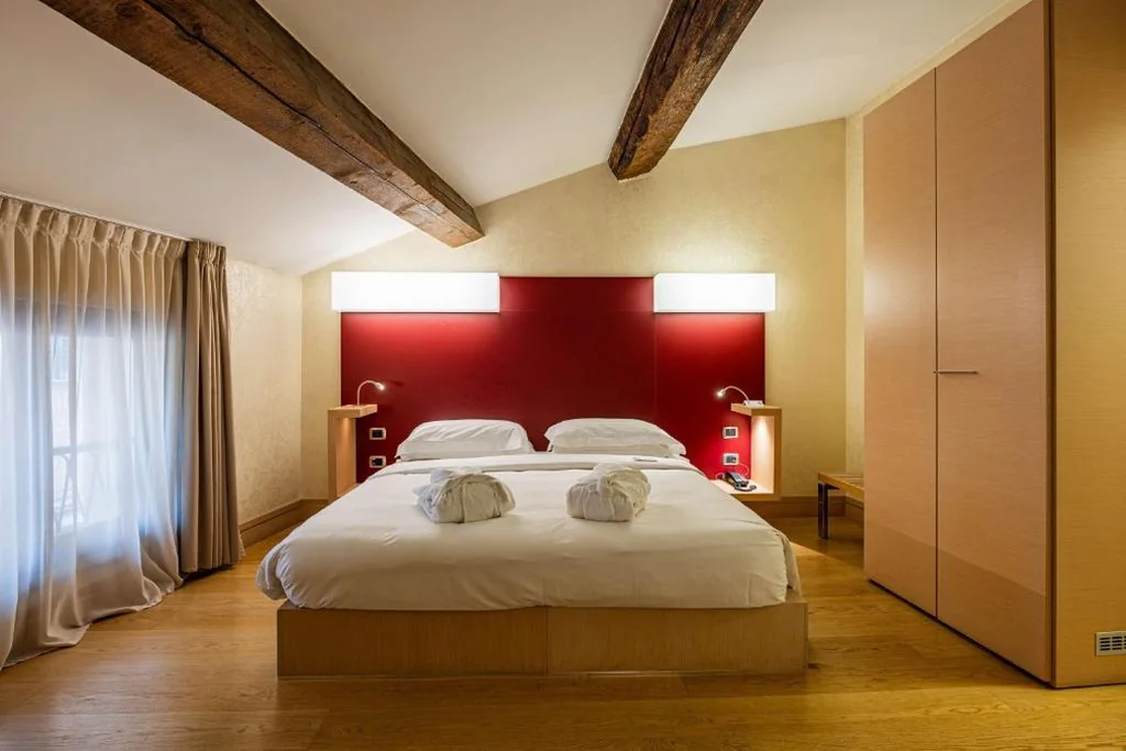 Superior King Room — Best Western Hotel Armando