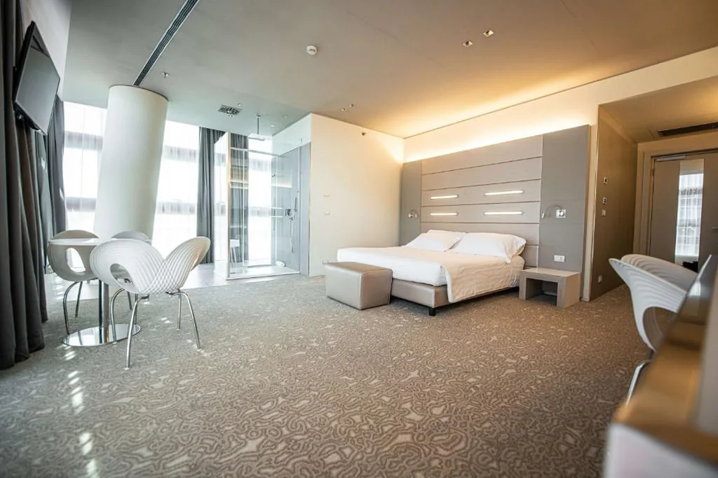 Superior King Room — Best Western Plus Net Tower Hotel Padova