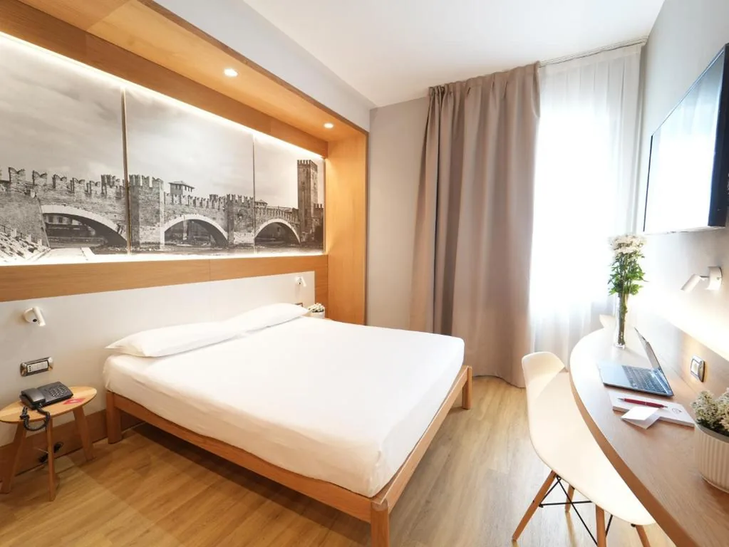 Camera King Superior — Cavallo Hotel Verona Est