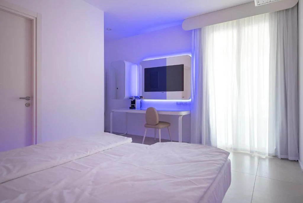 Camera King Superior con Vasca Idromassaggio e Vista Mare Laterale — Unico Hotel Caorle