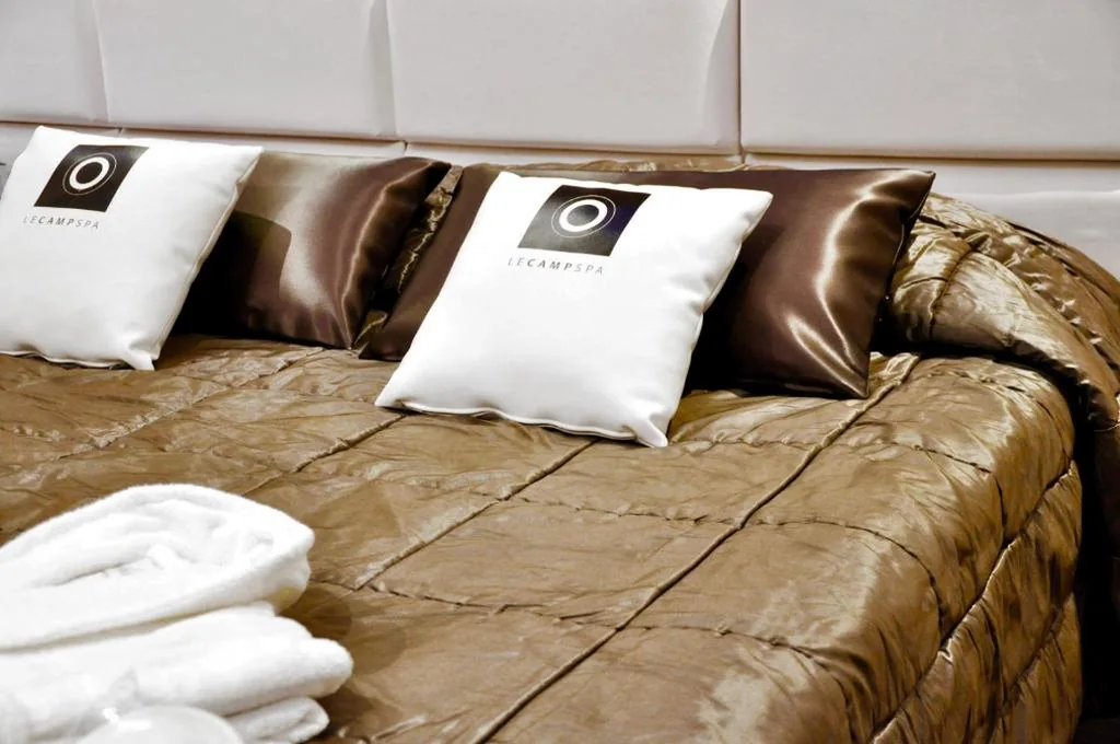 Camera King Superior — Le Camp Suite & Spa