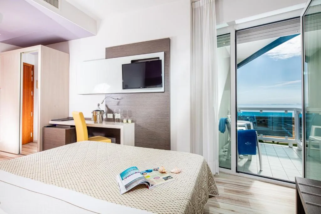 Camera Matrimoniale (1 Adulto) — Majestic Beach Hotel & Wellness