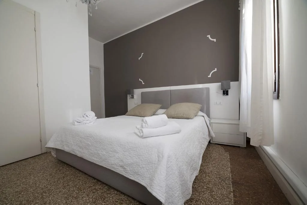 Double Room — Al Portico Guest House
