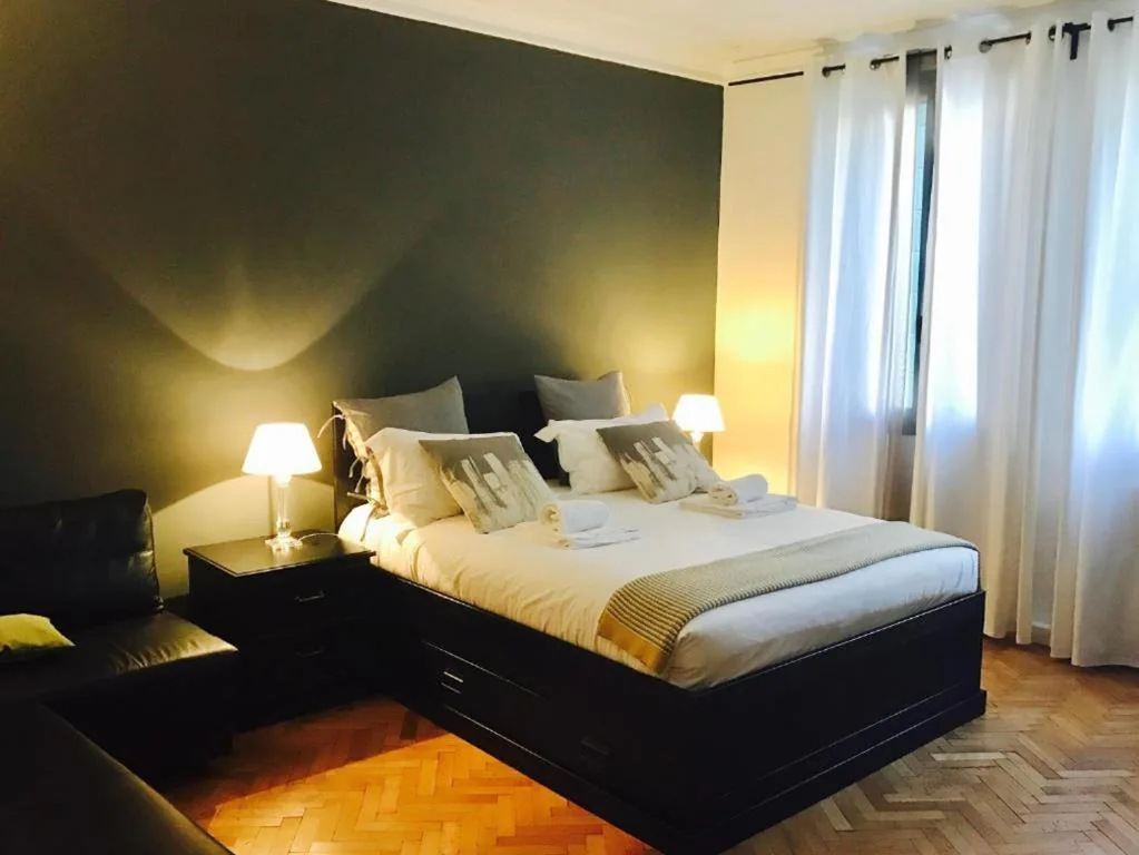 Large Double Room with External Private Bathroom — Venetian Experience