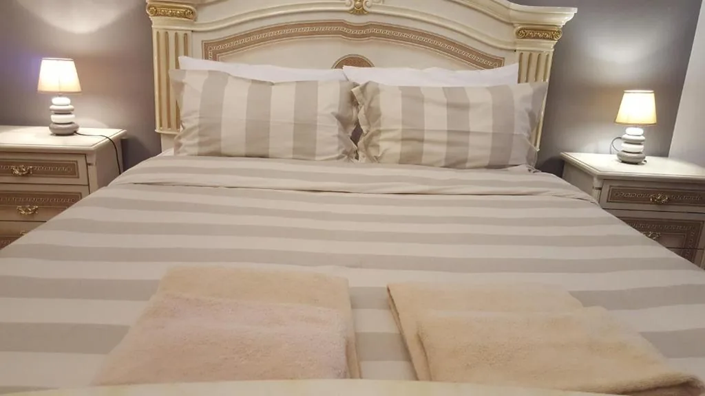 Double Room — B&B in Arena L’ Opera