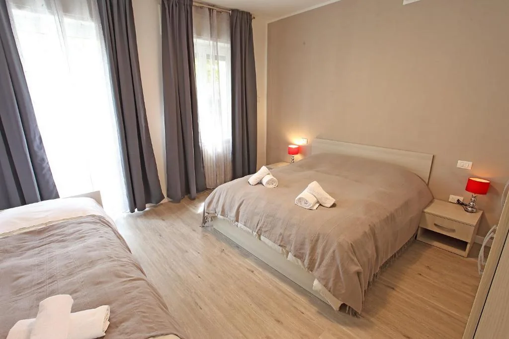 Double Room — BB Ombretta