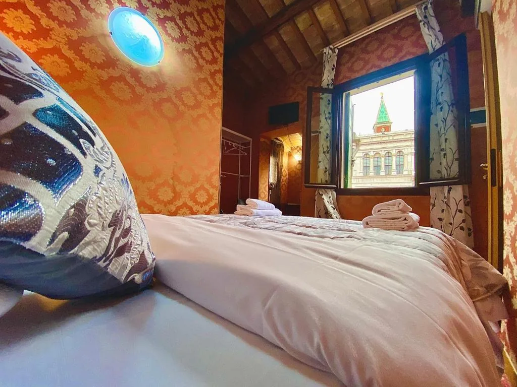 Camera Matrimoniale Budget — CASA BANON