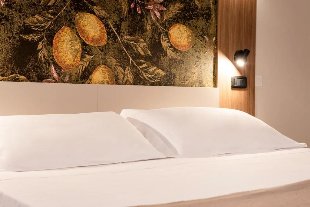 Budget Double Room — Continental B&B City Hotel