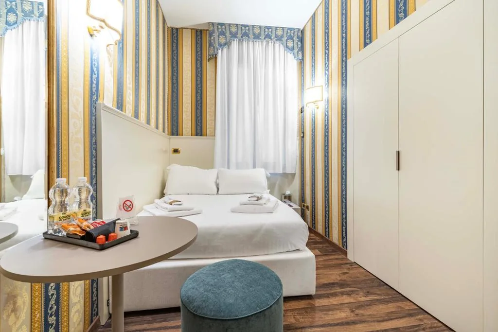 Double Room — Ca’ Morosini