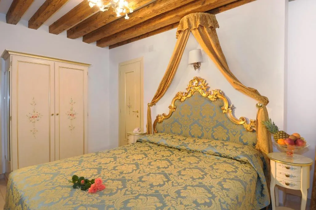 Camera Matrimoniale Classic — Hotel Al Vagon